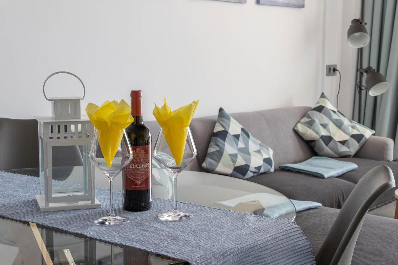 Apartment Arce Frontline Seaview 네르하 외부 사진